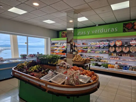 Supermercados Froiz - Frutería en Fisterra