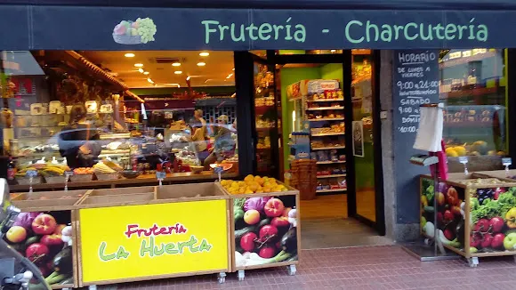Frutería La Huerta - Frutería en Oleiros