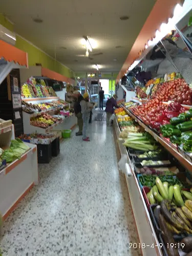 Super Mercado.Y Frutas .Verduras Paki