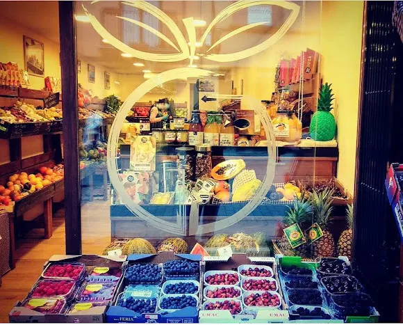 Fruites Jiménez - Frutería en Vic