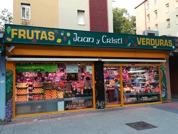 Frutería Juan y Cristi