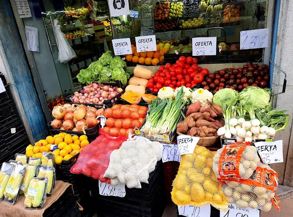 fruit shop