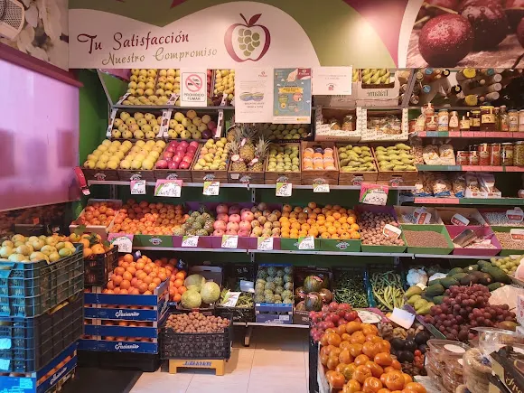 Frutería Reina Cádiz - Grupo Frusur
