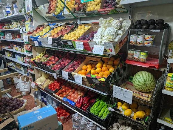 Frutería y Alimentación Antonio y Alfonsi