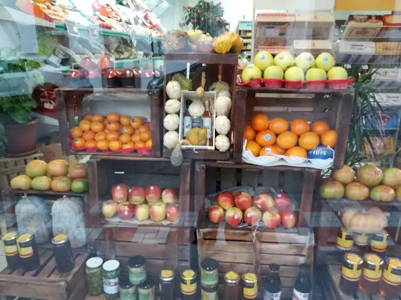 Frutería Vega Fruit le atenderemos de martes a sábado