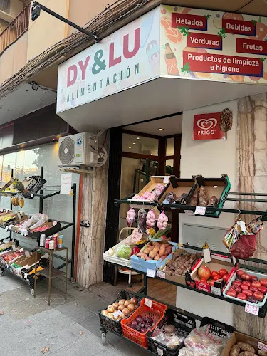 DY & LU Alimentación