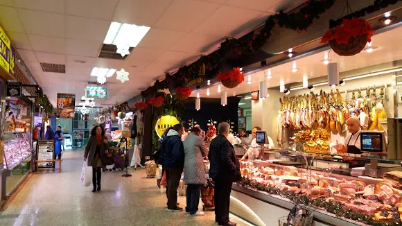 Mercado Las Águilas