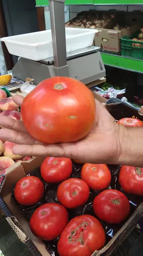 Fruteria Crispin - Frutería en Valencina de la Concepcion