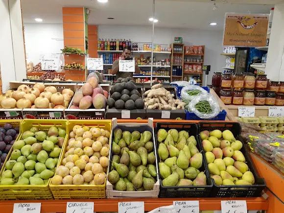 Shiv frutas y verduras y alimentacion