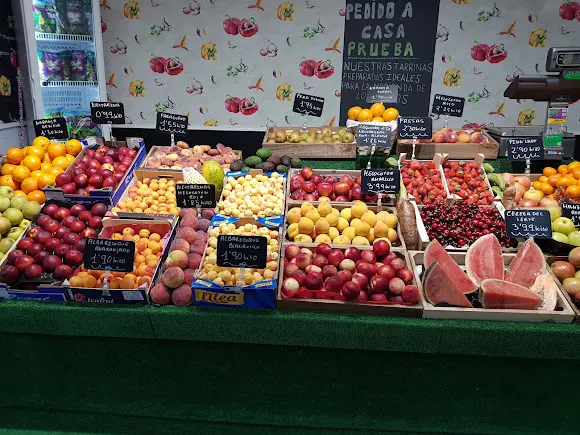 Baratzea fruta-Denda