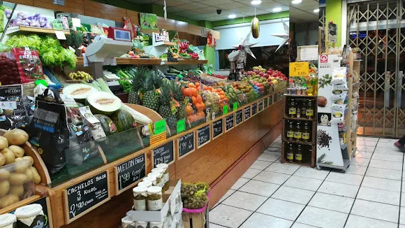 La Isla - Frutería en Torrero